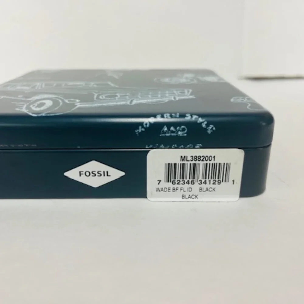 Fossil Wade Flip ID Bifold in Black ML3882001- NEW